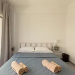 Andriana Centre Flat דירה *
